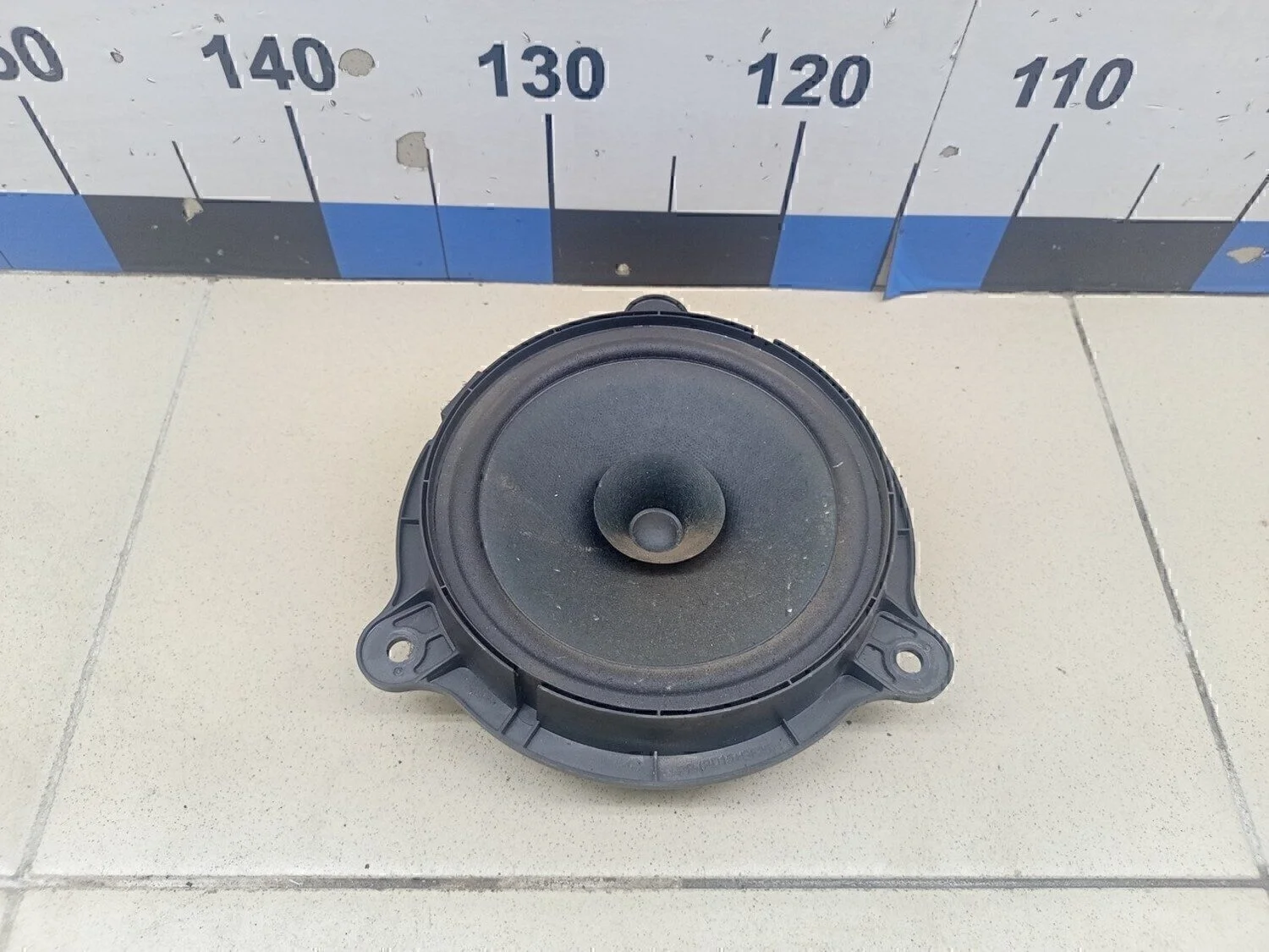 Динамик Logan II 2014>