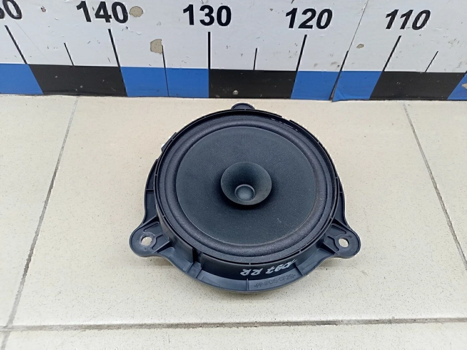 Динамик Logan II 2014>