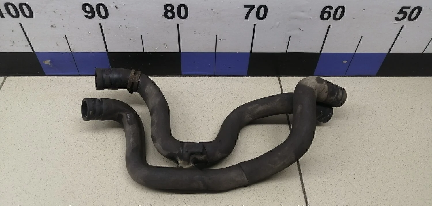 Патрубок отопителя Fabia 2007-2015