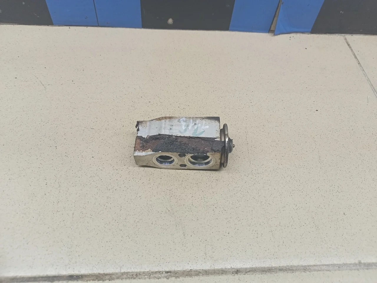 Клапан кондиционера Qashqai (J10) 2006-2014