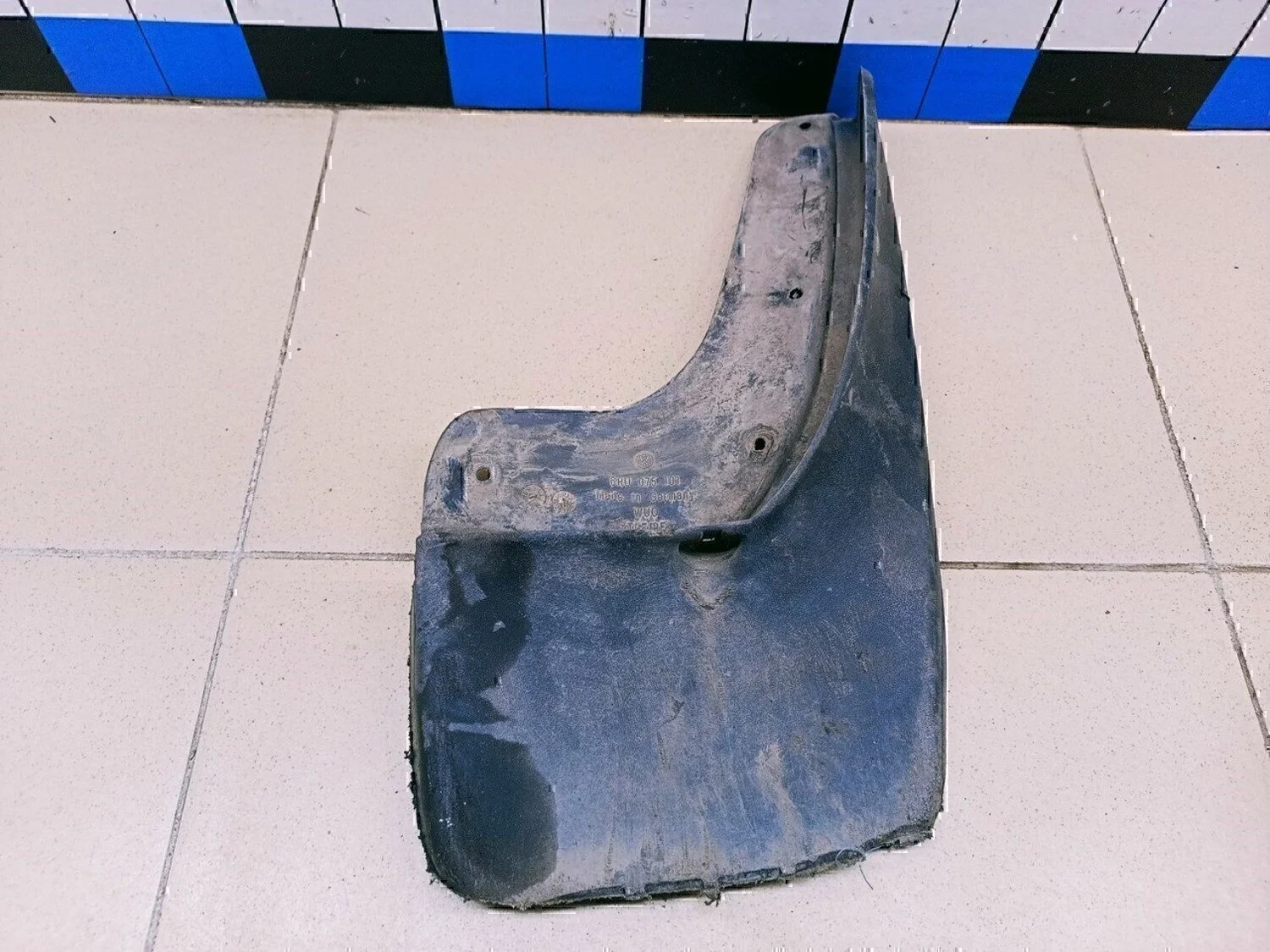 Брызговик задний правый Polo (Sed RUS) 2011>