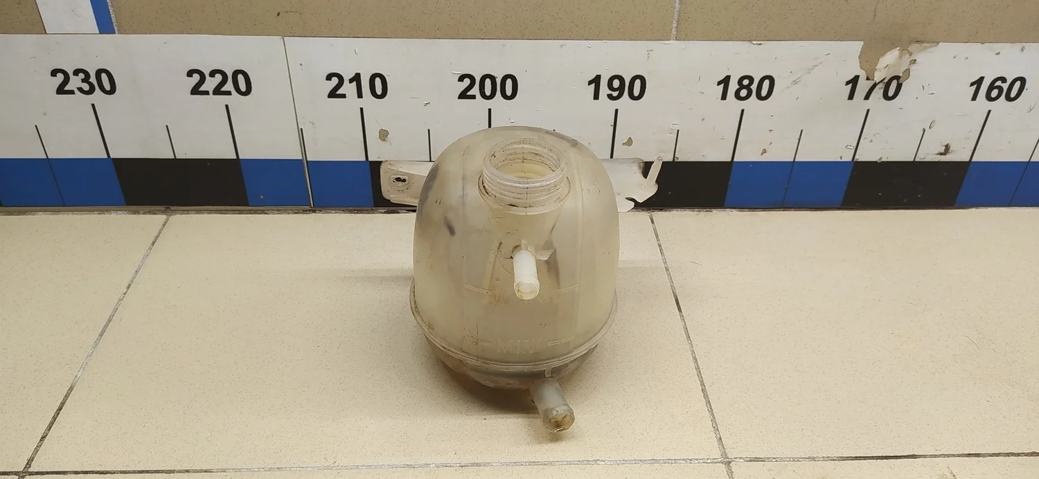 Бачок расширительный Clio/Symbol 1998-2008