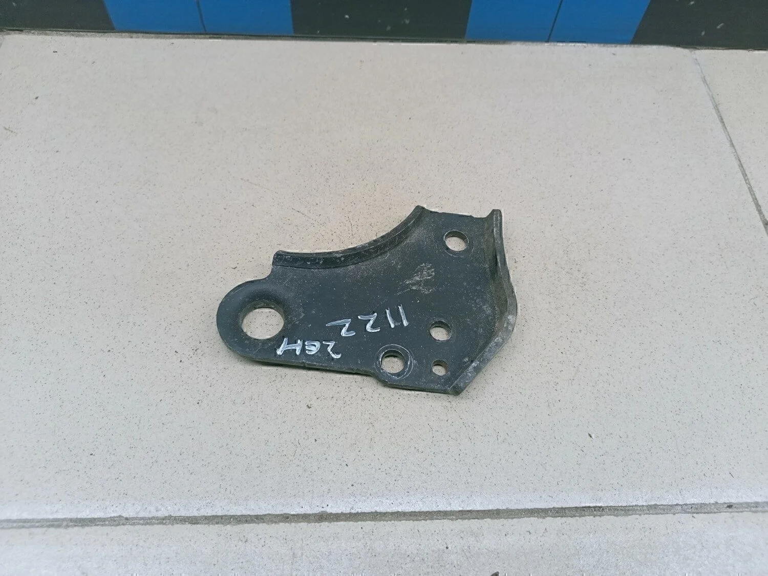 Кронштейн генератора Solaris 2010-2017