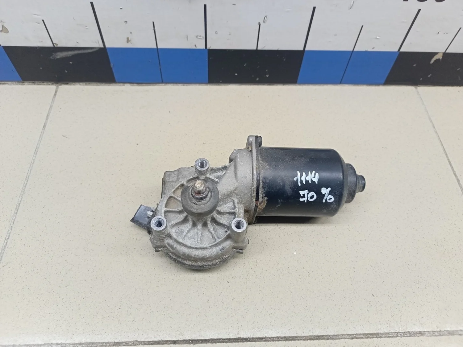 Моторчик стеклоочистителя передний Solaris 2010-2017