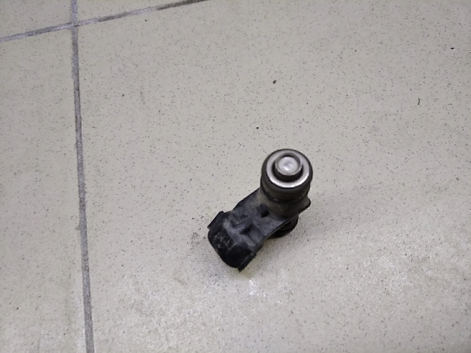 Форсунка инжекторная электрическая Fabia 2007-2015