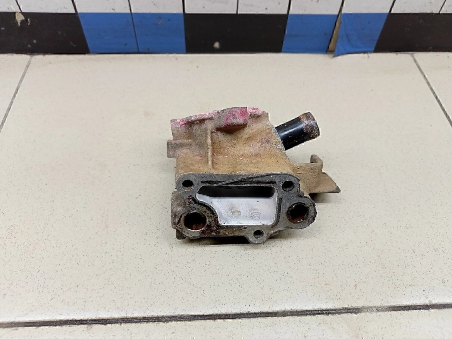 Корпус термостата Clio/Symbol 1998-2008