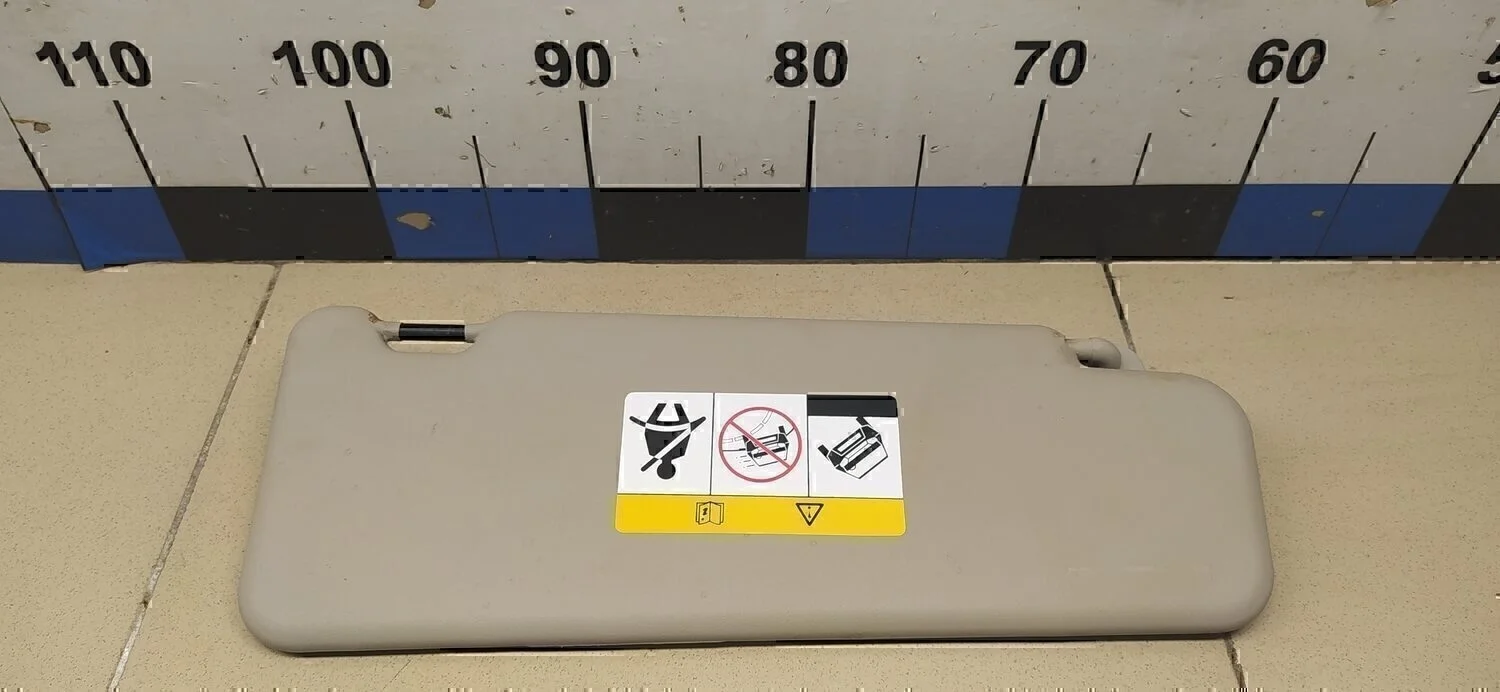 Козырек солнцезащитный (внутри) Duster 2012>