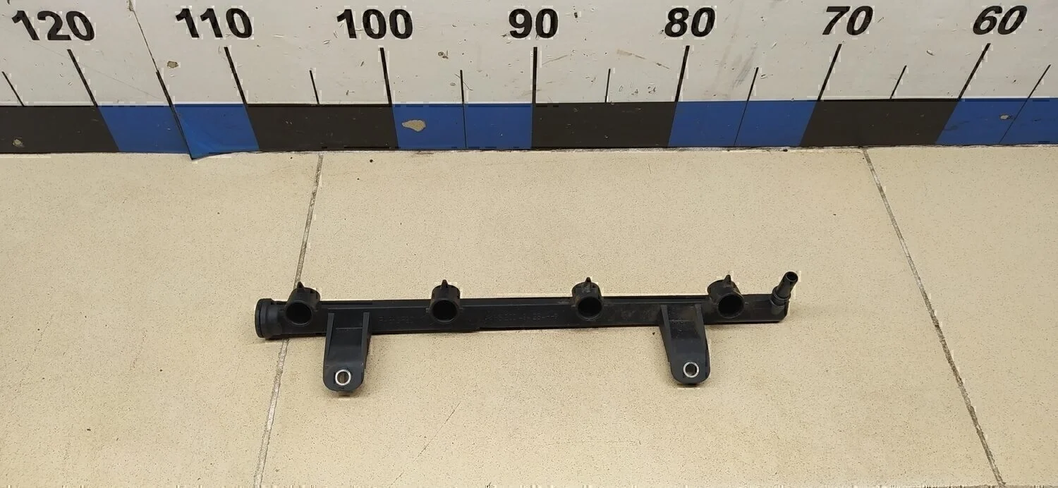 Рейка топливная (рампа) Clio/Symbol 1998-2008