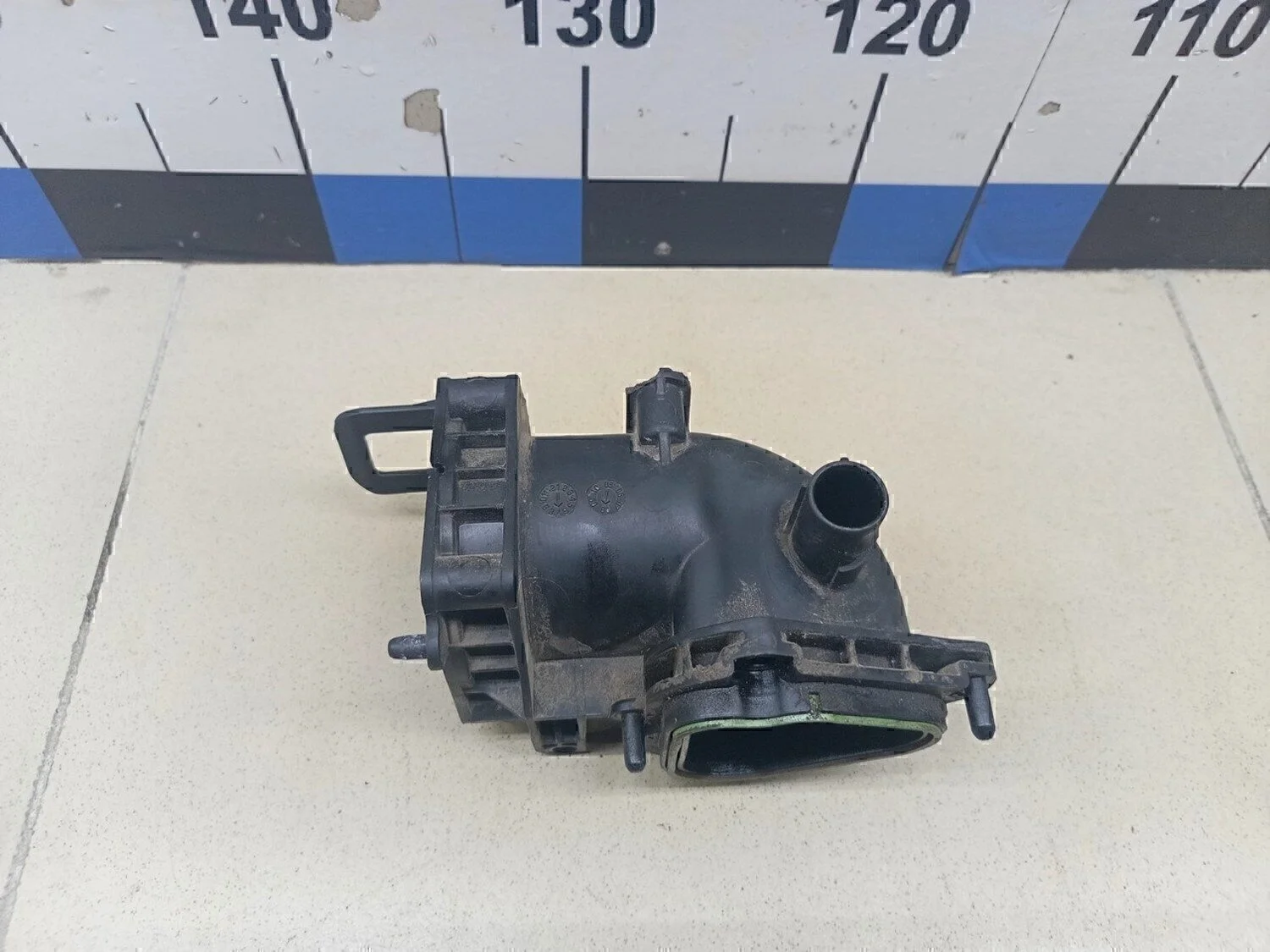 Воздуховод Tiguan 2007-2011