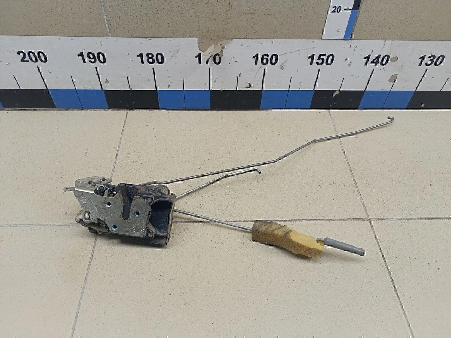 Замок двери передней правой Aveo (T200) 2003-2008