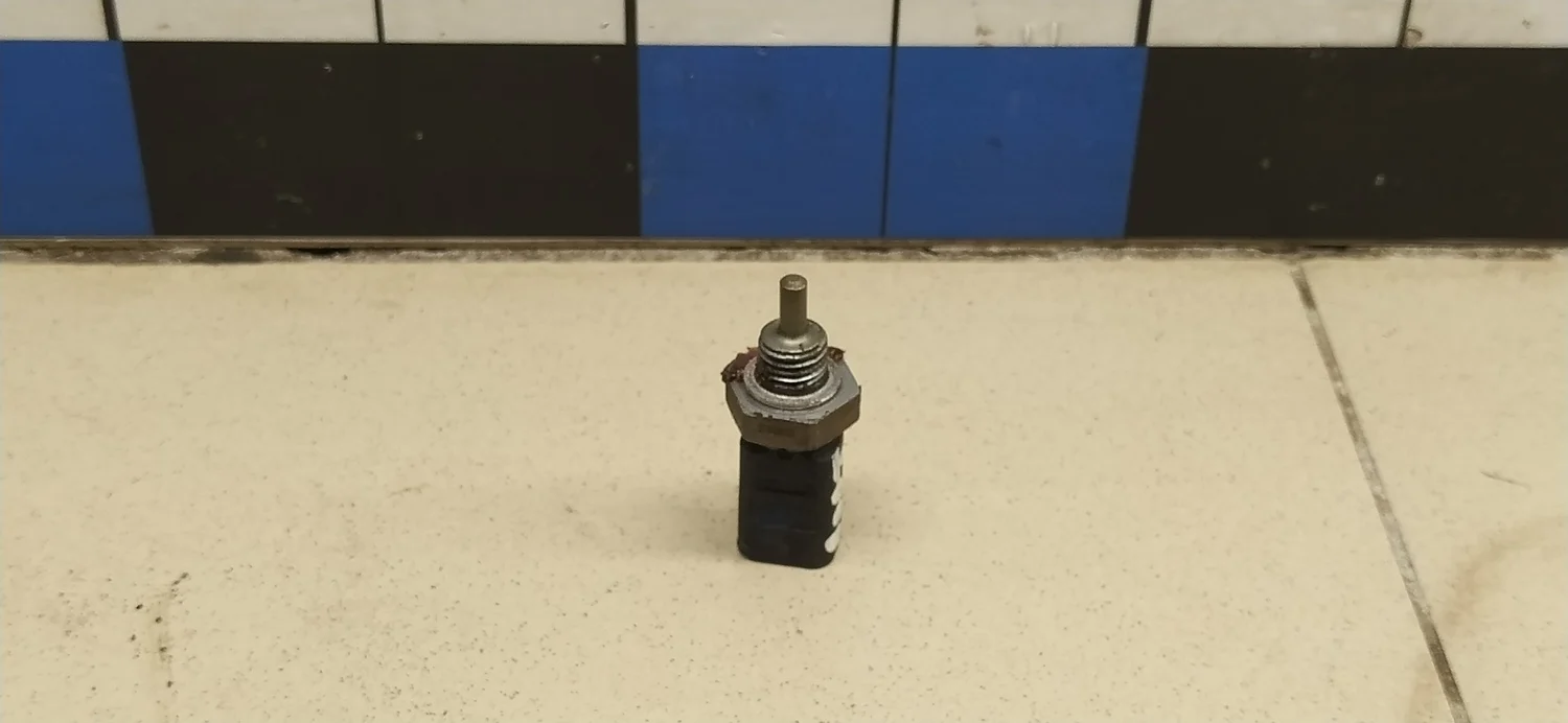 Датчик температуры Duster 2012>