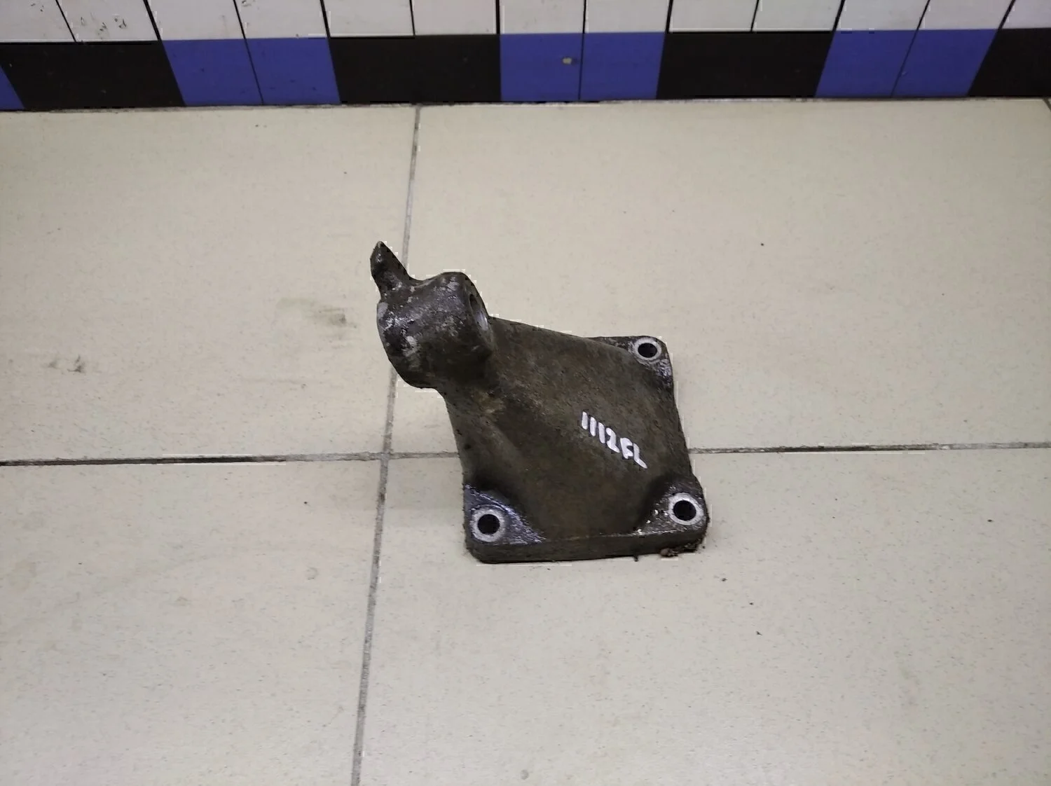 Кронштейн двигателя левый  Rexton I 2001-2007