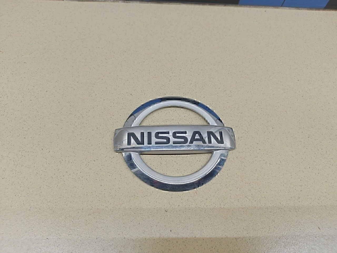 Эмблема на крышку багажника Almera (G15) 2013>