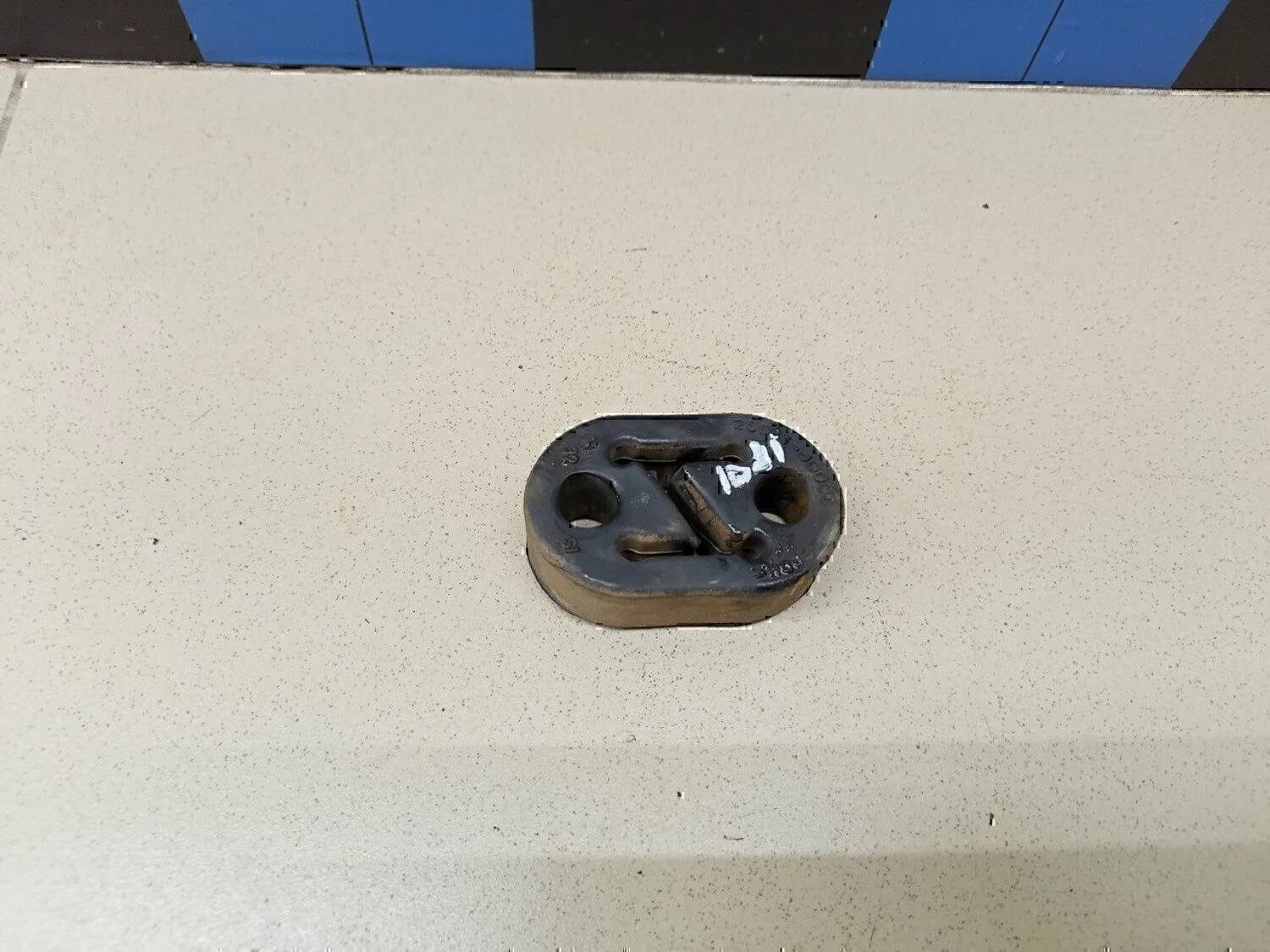 Резинка подвеса глушителя Qashqai (J10) 2006-2014