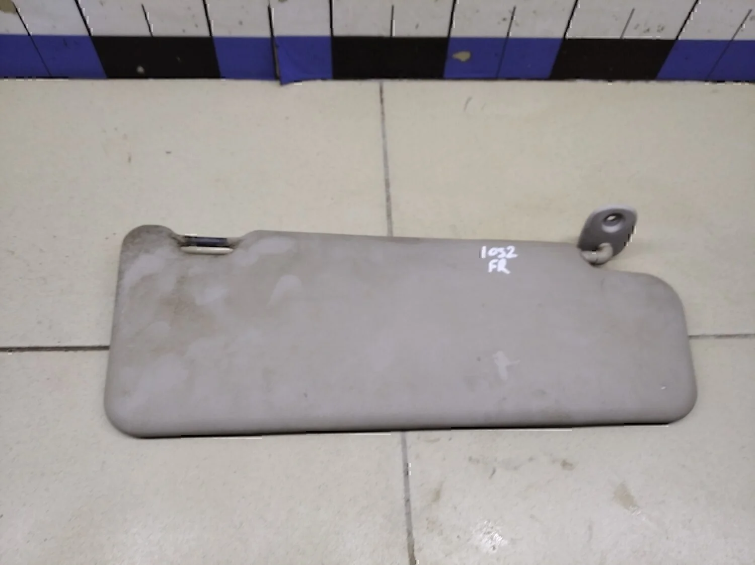 Козырек солнцезащитный (внутри) Duster 2012>