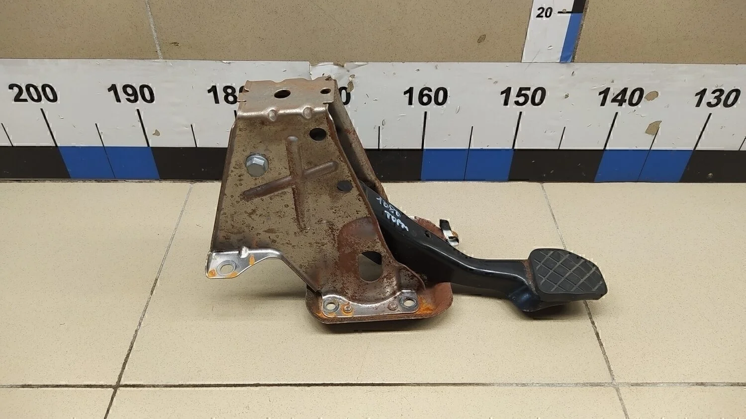 Педаль тормоза Passat [B6] 2005-2010