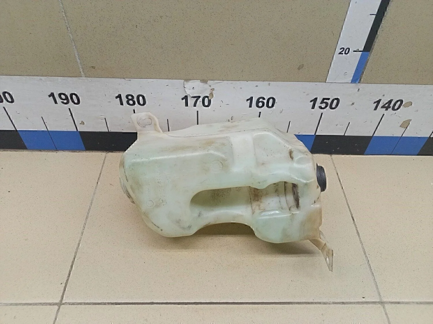 Бачок омывателя лобового стекла A3 (8L1) 1996-2003