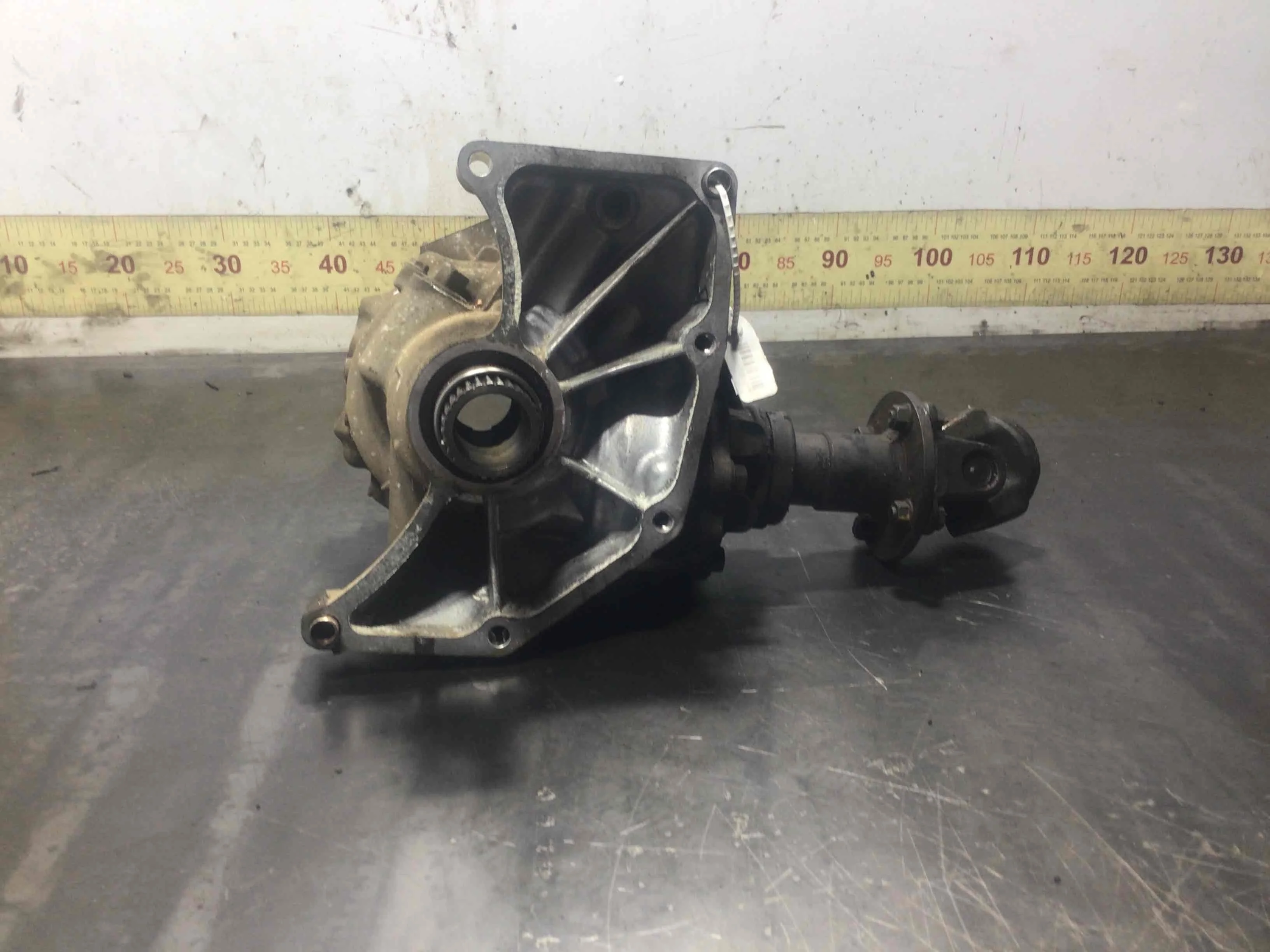 Раздаточная коробка Nissan X-Trail T30 [рестайлинг] (2004-2007) бензин 2.5 i Механика Внедорожник