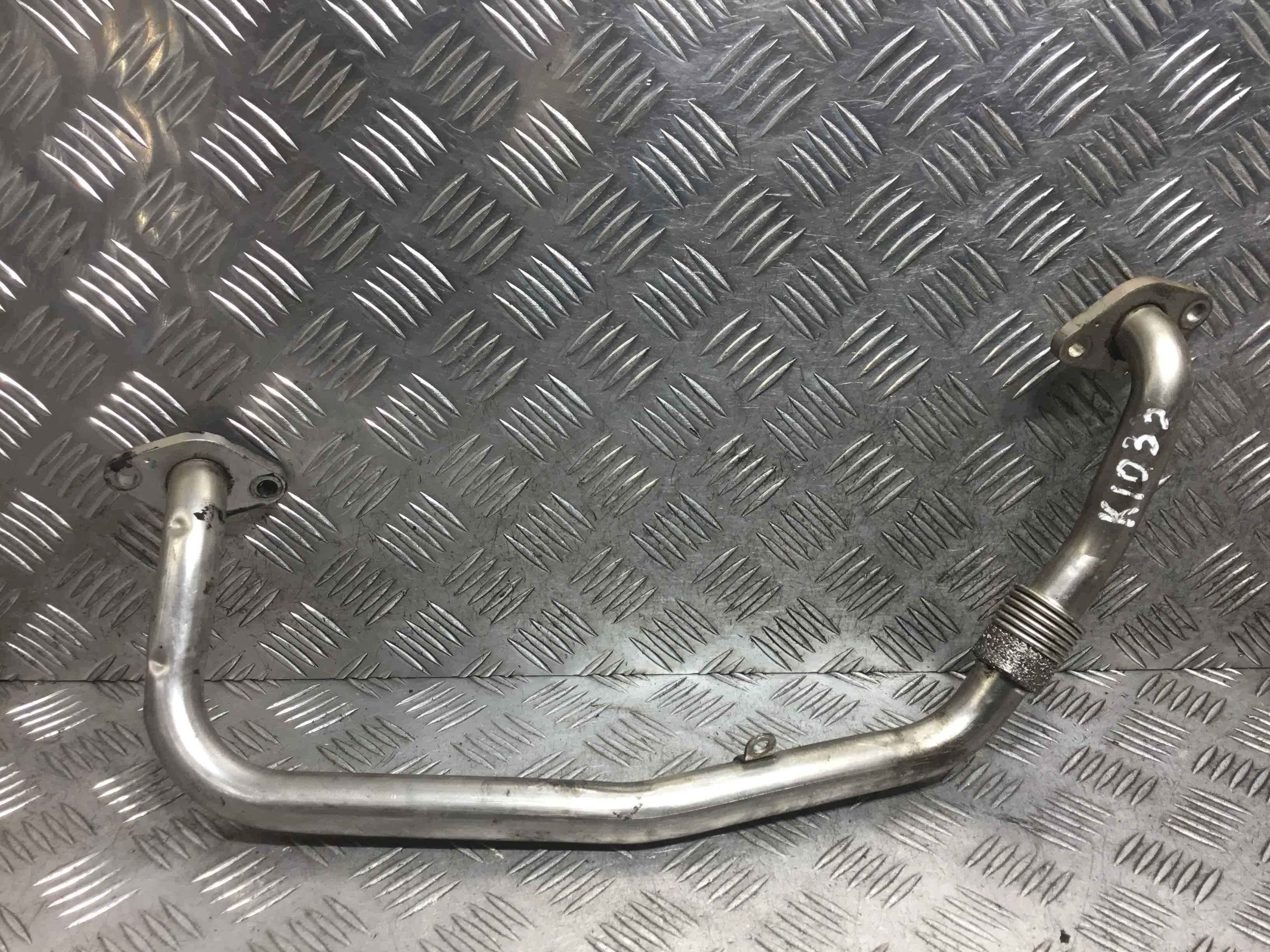 Трубка системы рециркуляции EGR Volkswagen Touran 1 поколение (2003-2006) дизель 2.0 TDI Механика Минивэн