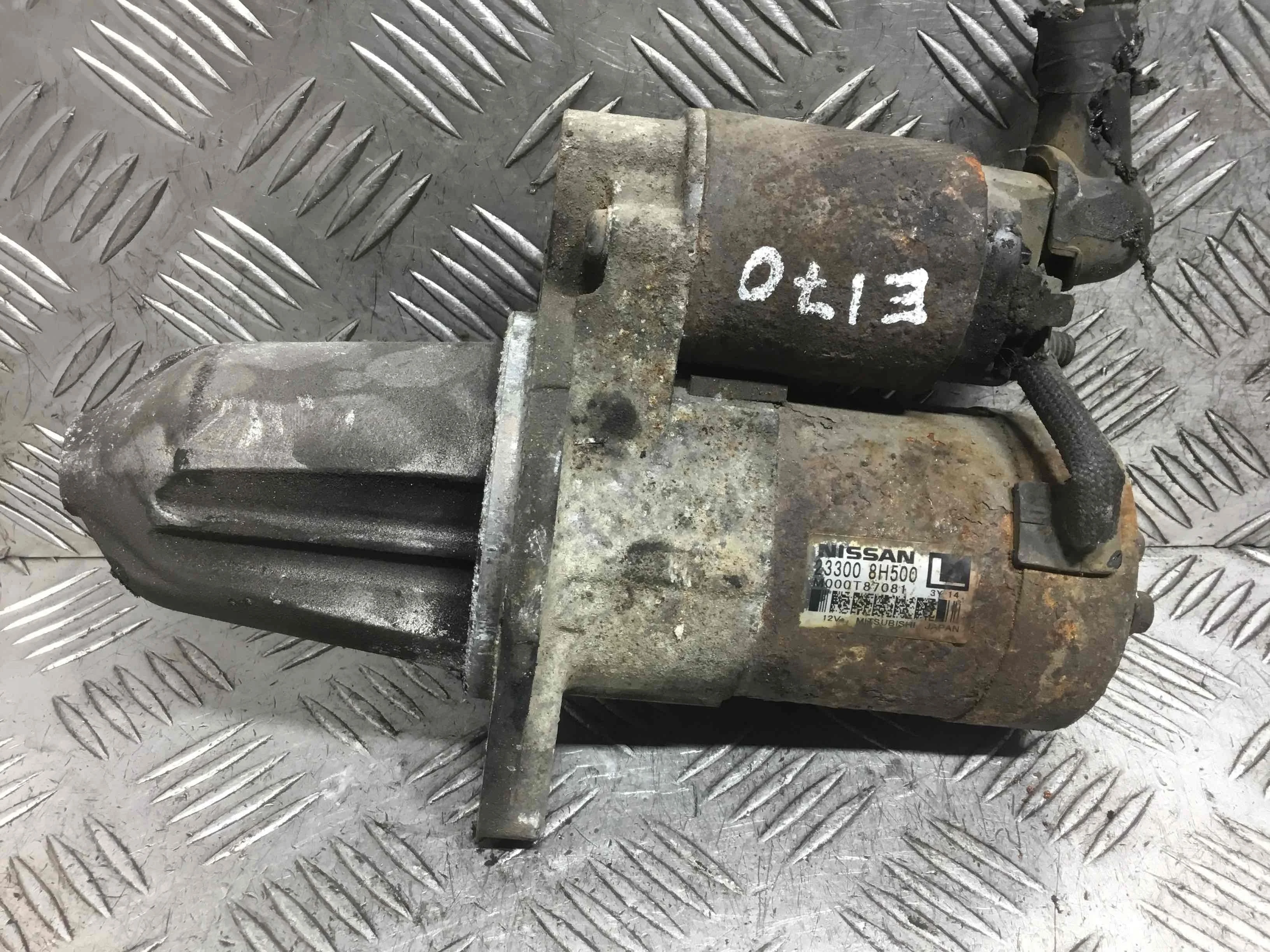 Стартер Nissan X-Trail T30 [рестайлинг] (2004-2007) бензин 2.5 i Механика Внедорожник