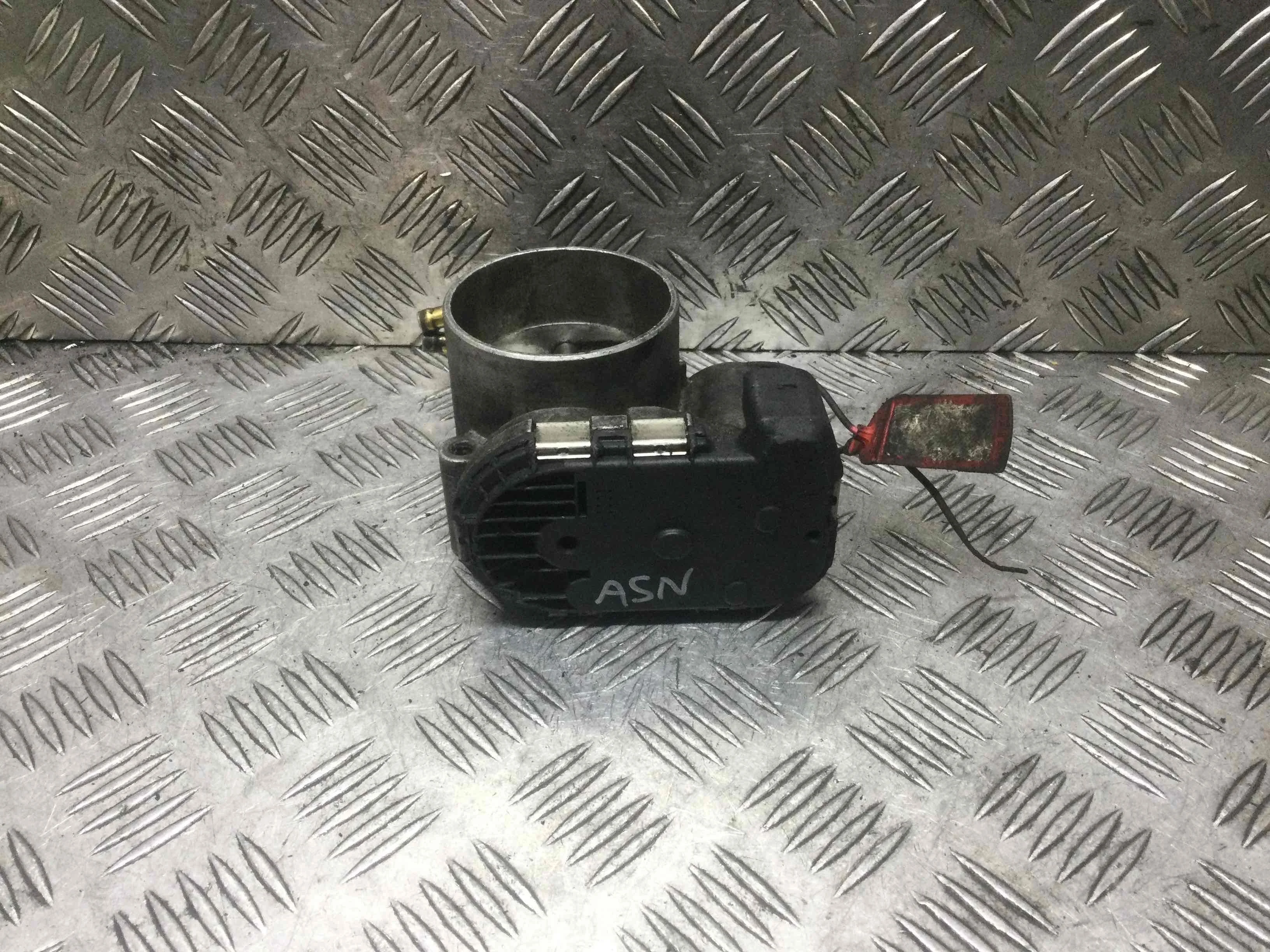 Заслонка дроссельная Audi A4 B6 (2000-2005) бензин 3.0 i Вариатор Седан