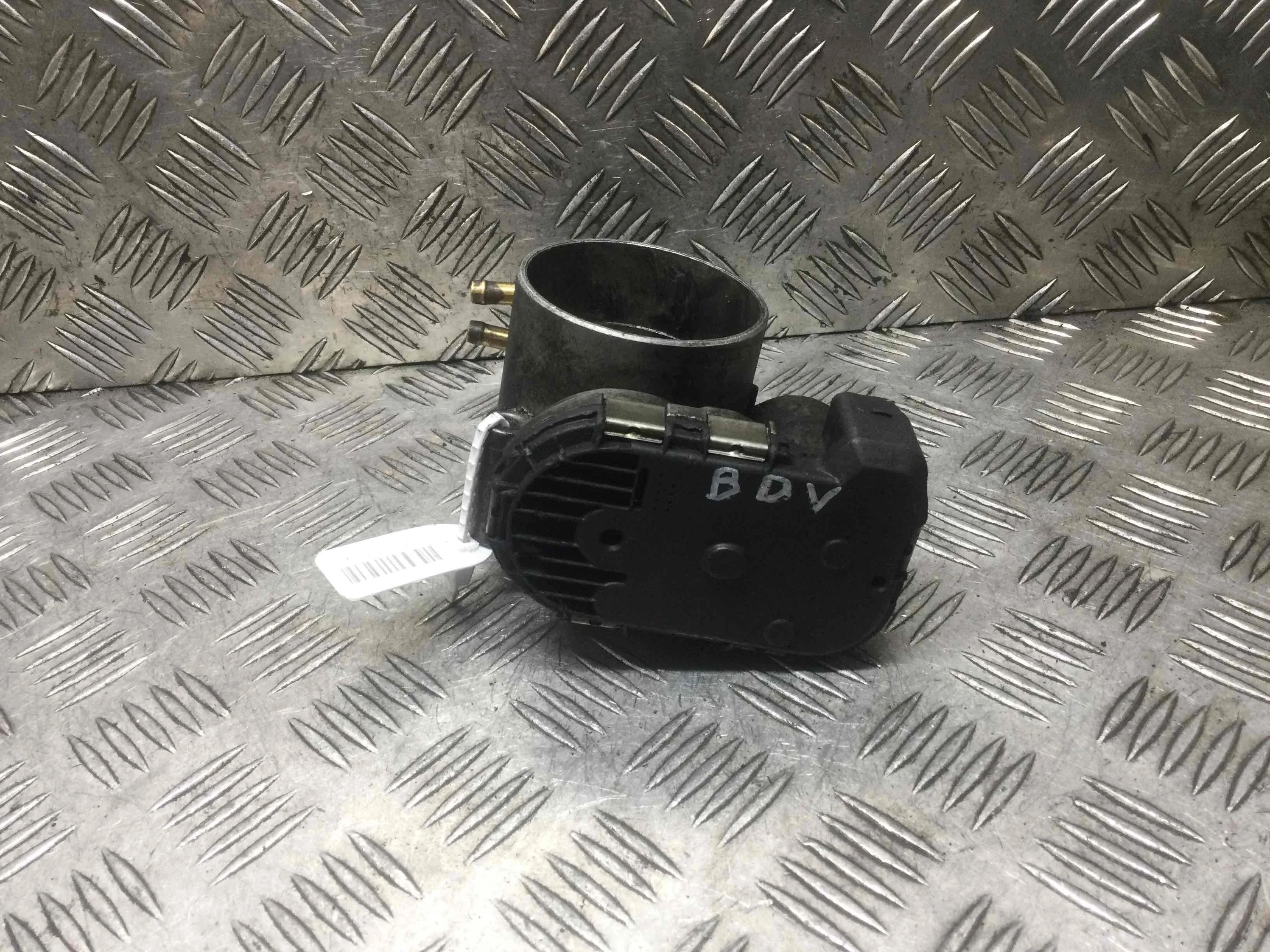 Заслонка дроссельная Audi A4 B7 (2004-2008) бензин 2.4  Автомат Седан