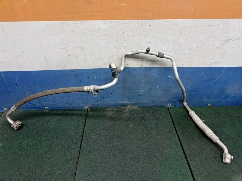 Трубка кондиционера Skoda Octavia A5 2012 1K0820743BT A5 1.6 BSE