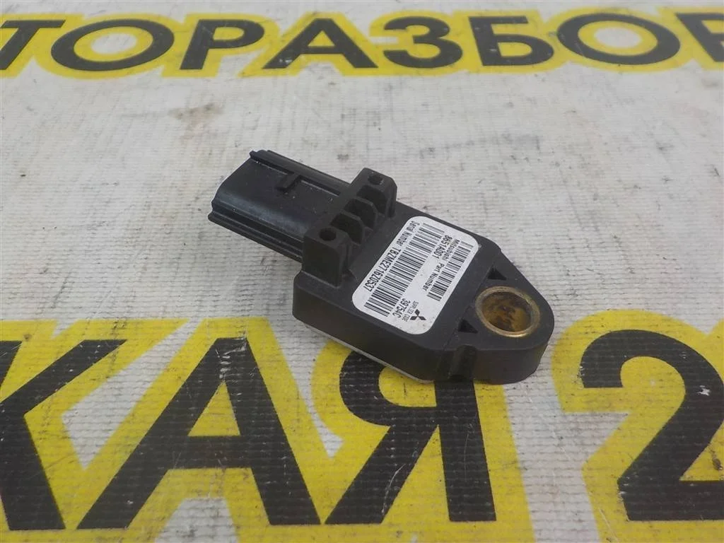 Датчик AIR BAG Mitsubishi Outlander I (2002—2009)