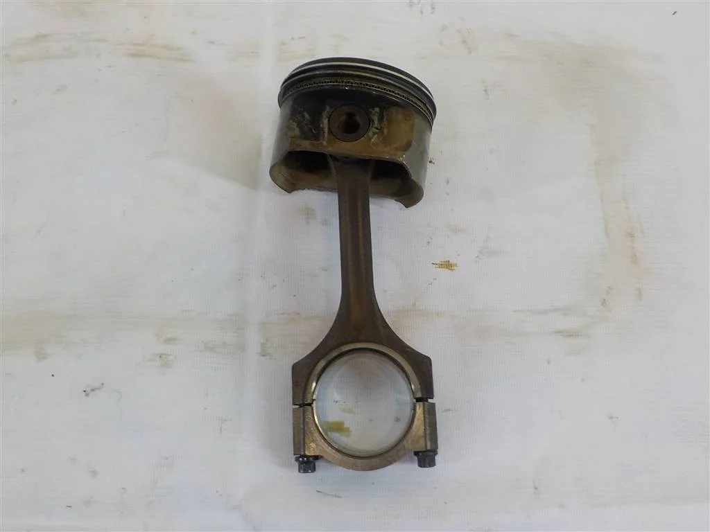 Поршень с шатуном Hyundai Santa Fe I (2000—2012)