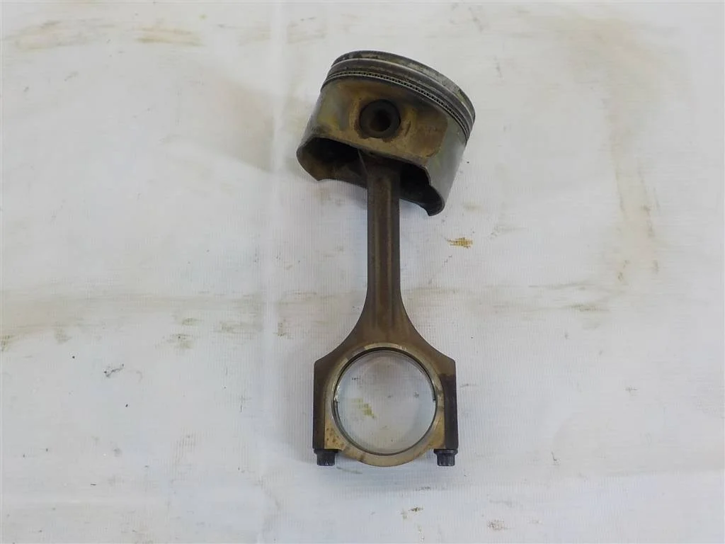 Поршень с шатуном Hyundai Santa Fe I (2000—2012)