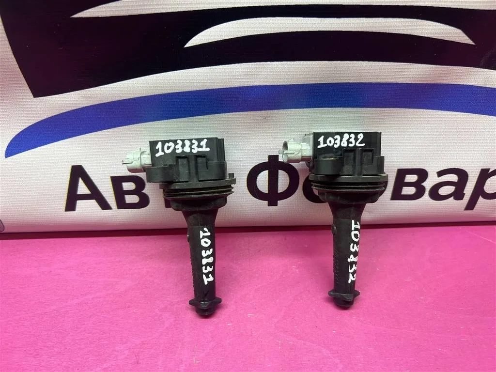 Катушка зажигания Ford Kuga 2008-2012 2,5 30713417