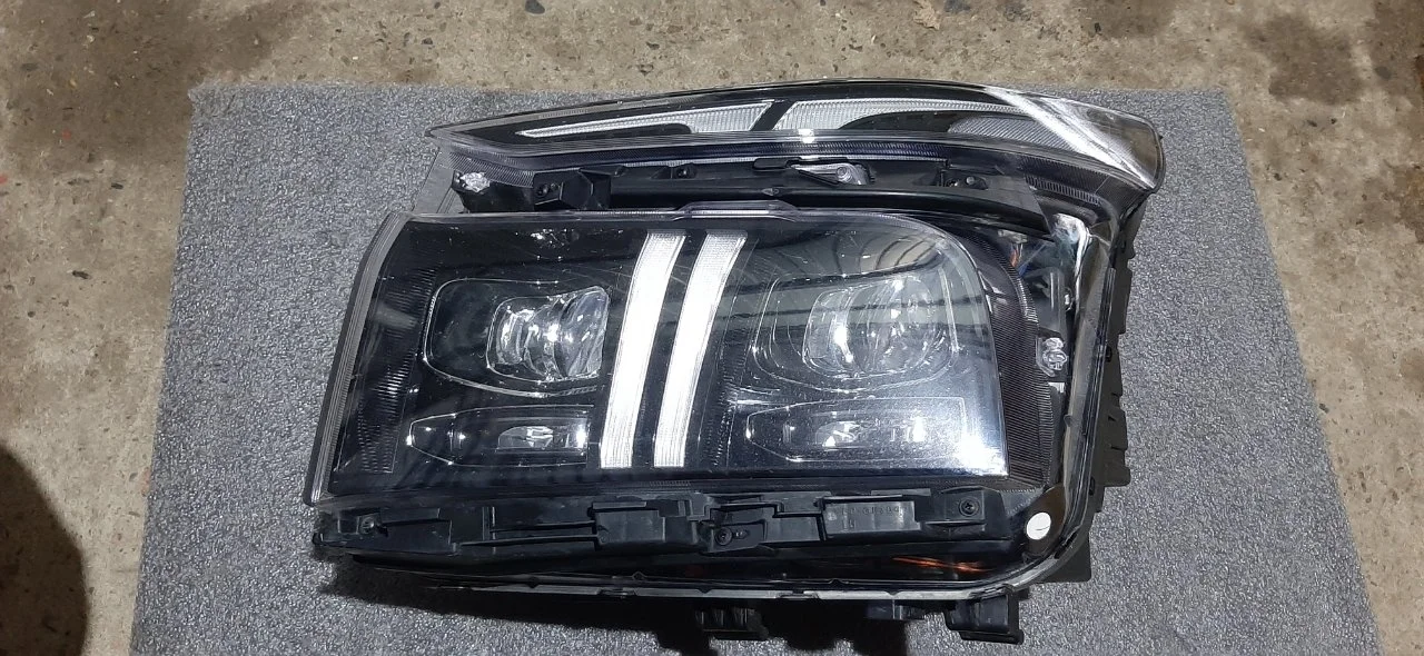 Фара Hyundai Santa Fe 4 92101S1600, передняя левая