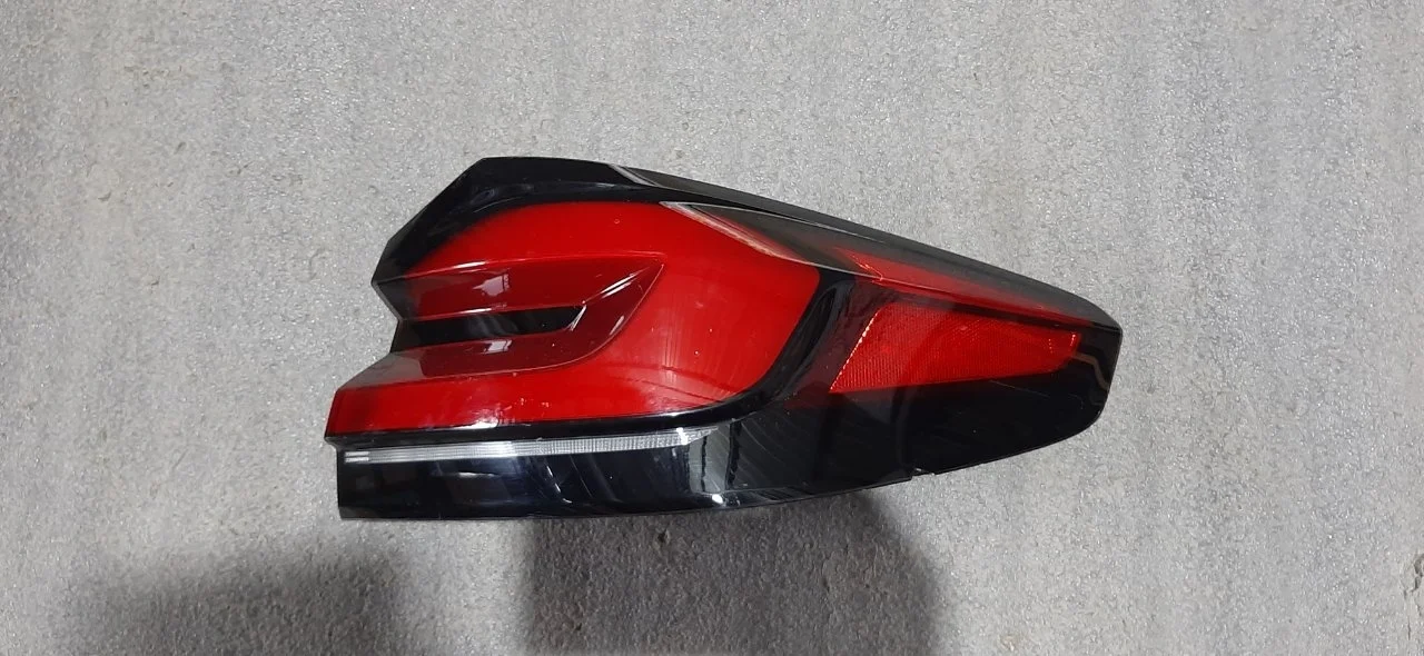 Фонарь наружный BMW 5 63218493812 G30, задний правый