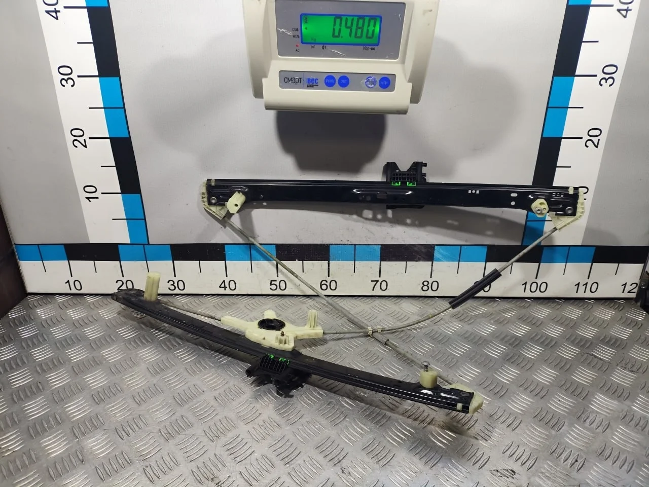 [ЧАСТЬ Б/У] Стеклоподъемник электр. перед лев - Только механизм стеклоподъемника [Код: 00603204 ]