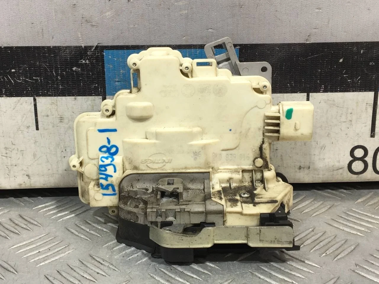 [Б/У] Замок двери задней правой [Код: 00603368 ]