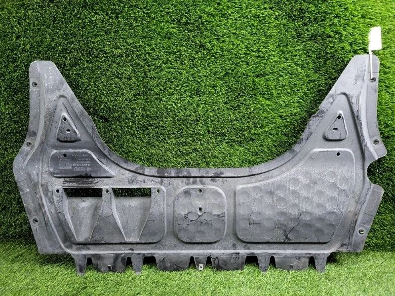 Защита двигателя Volkswagen Passat CC 2008 3C8825235 B6 BWS 3.6