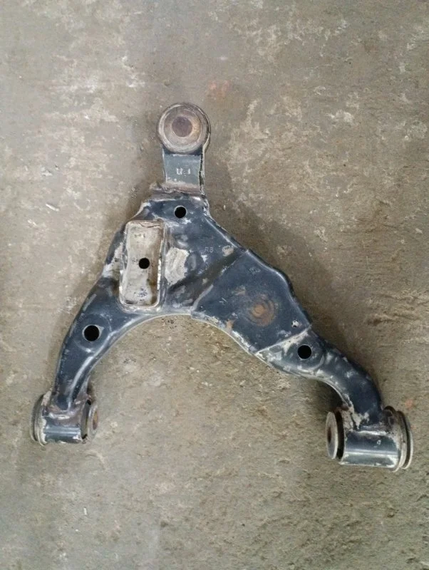 Рычаг передний нижний правый Toyota Land Cruiser Prado 150 (2009-2023) 2020 4806860040 ВНЕДОРОЖНИК 4.0 I 1GRFE