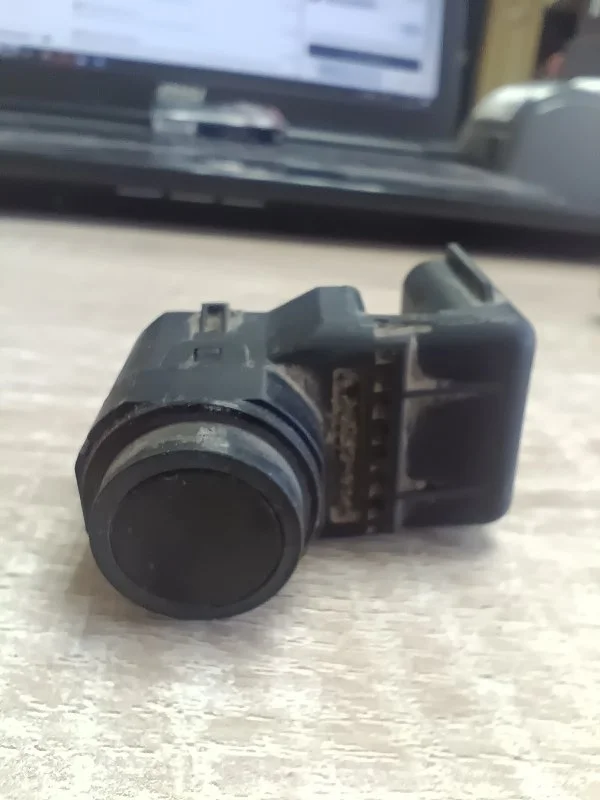 Датчик парктроника Kia Sorento 2 2013 957202P550 УНИВЕРСАЛ G4KE