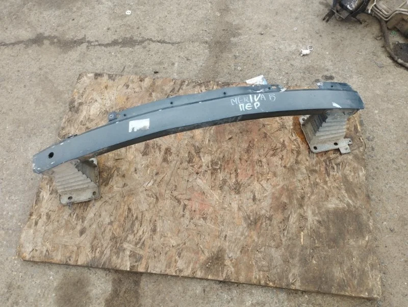 Усилитель переднего бампера Opel Meriva B 2014 13267890 УНИВЕРСАЛ B14NEL