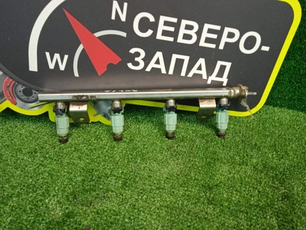 Рампа топливная Hyundai Solaris 2013 353402B010 RB G4FC