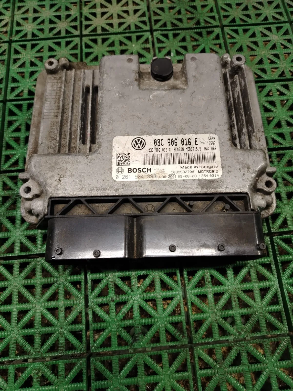 Блок управления двигателя ДВС ЭБУ SKODA OCTAVIA 1Z CAXA 1,4 03C906016E Б/У OCTAVIA 1Z(2004-2012)