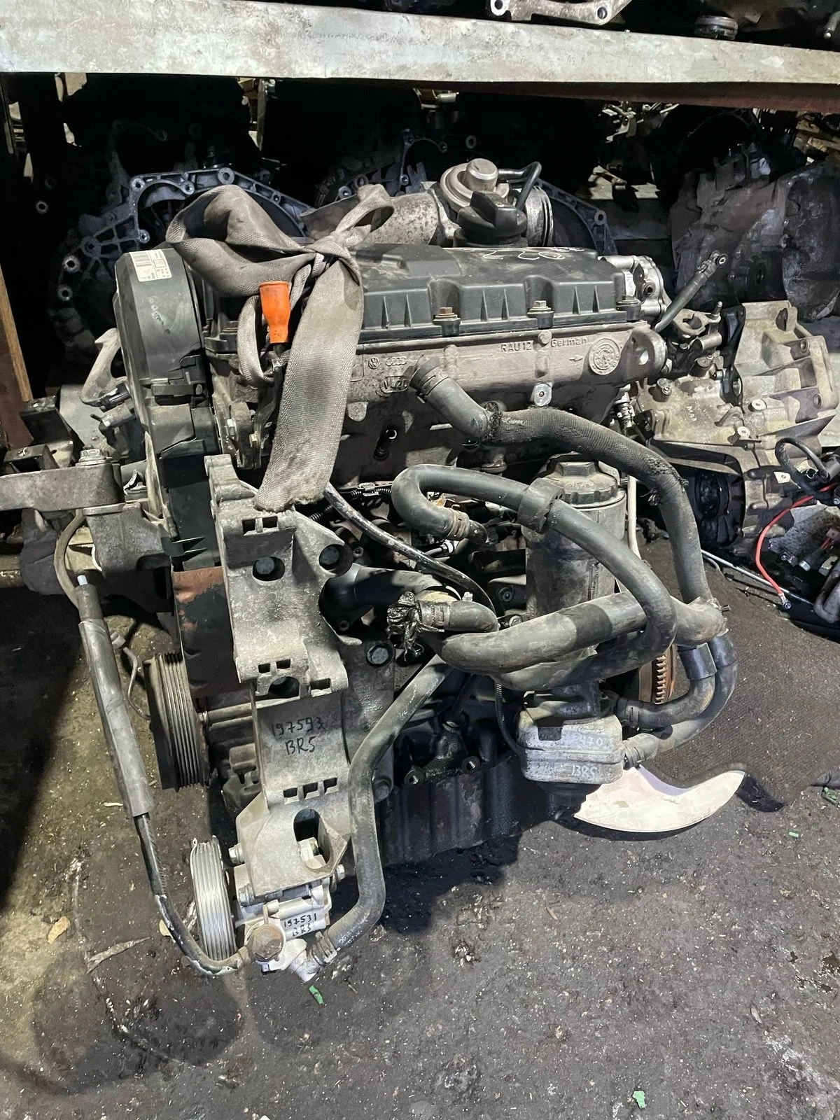 Форсунка топливная, насос-форсунка AUDI A3, SKODA OCTAVIA 1U/1Z VOLKSWAGEN GOLF 4/5/5+, JETTA 5, PASSAT B5+/B6, CADDY, TOURAN 1,9 TDI 2004- б/у A3(2004-2013);OCTAVIA 1Z(2004-2012);GOLF 5(2004-2009);CADDY(2004-2014);TOURAN(2003-2010)