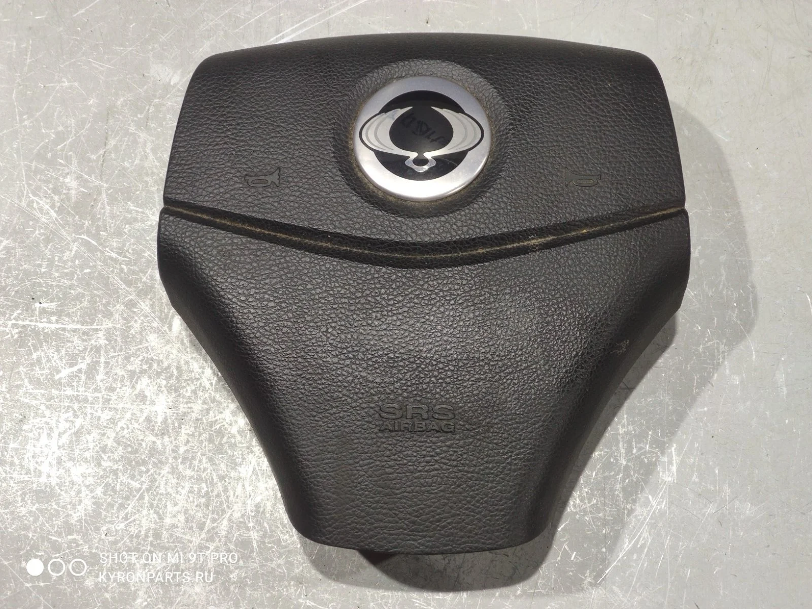 Подушка безопасности airbag водителя SsangYong Actyon 2014 C200