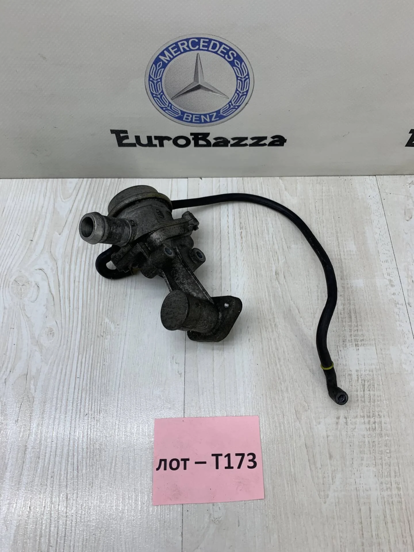 Клапан вентиляции картерных газов Mercedes W203