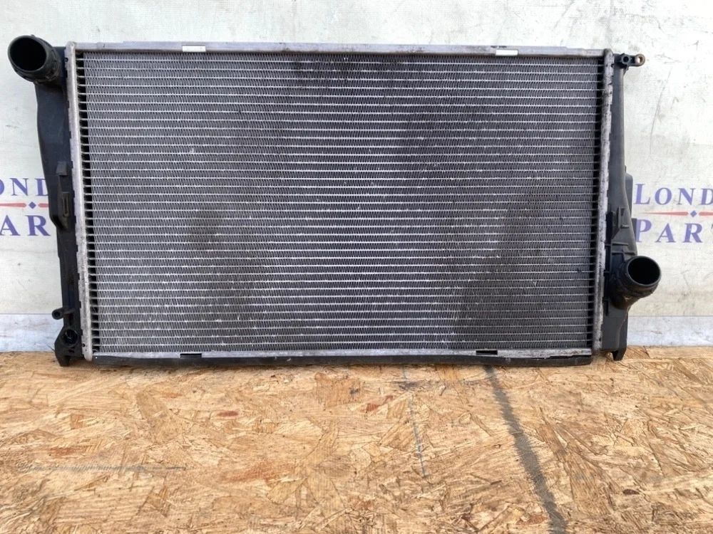 Радиатор охлаждающей жидкости BMW X1 20dX E84