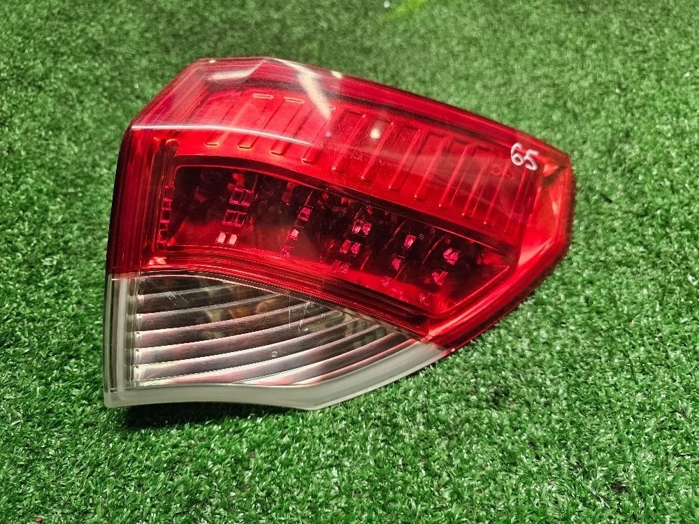 Фонарь задний наружный правый Renault Laguna III