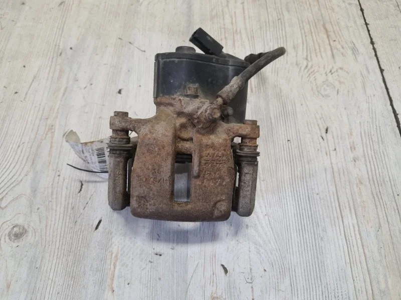 Суппорт VW Tiguan 2008-2018 5N