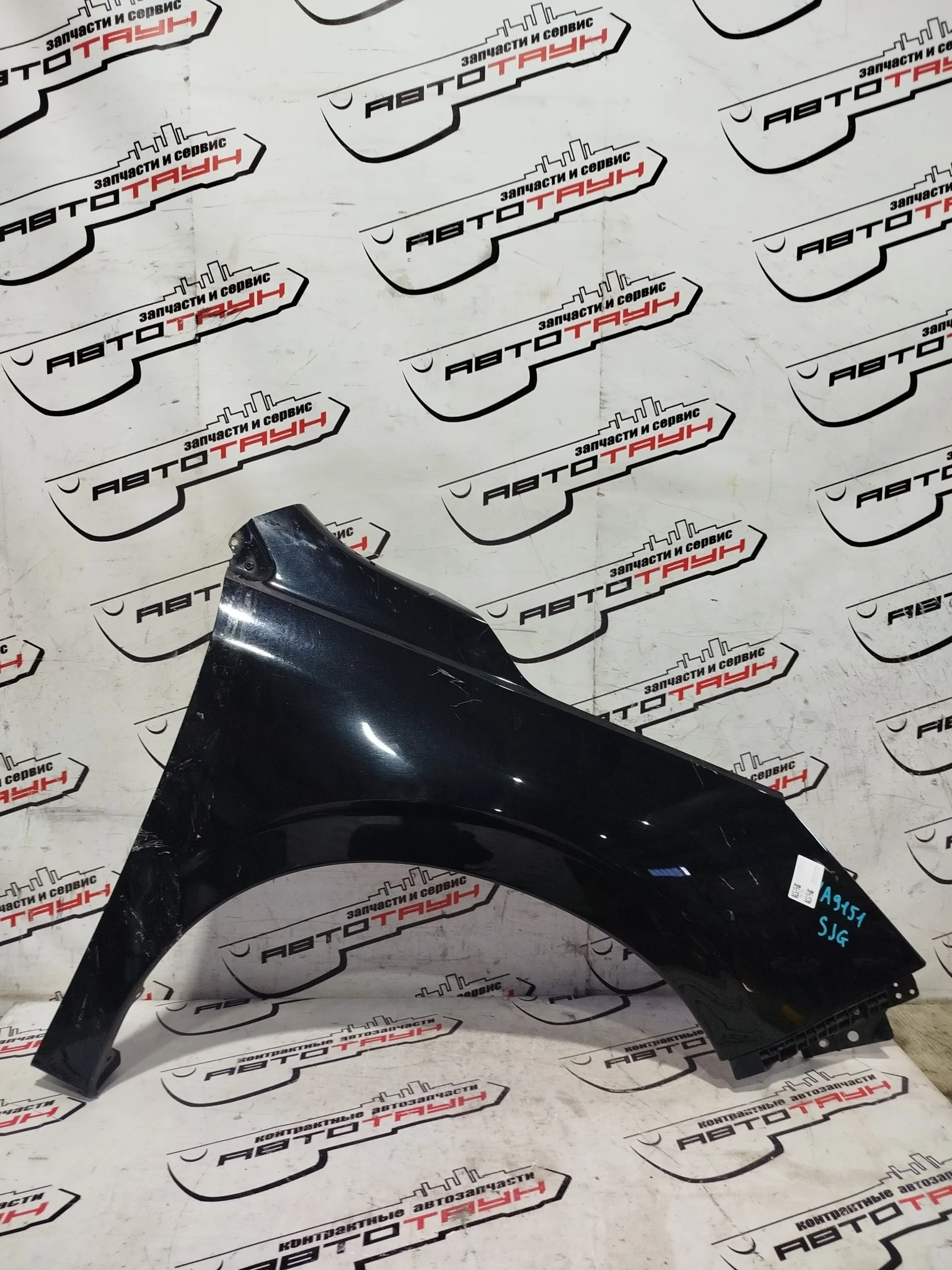 КРЫЛО SUBARU 57120SG0009P ПЕРЕД ПРАВО черный, D4S VA9151