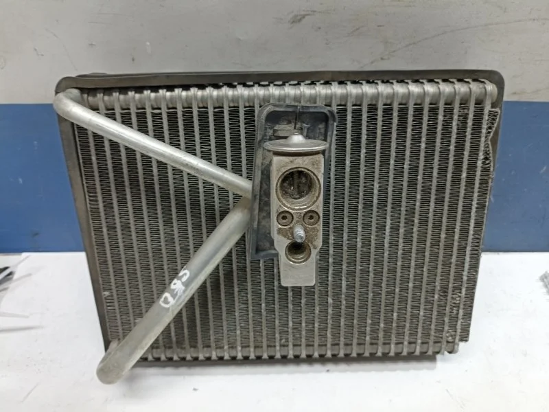 Испаритель кондиционера Volvo S60 2008 30630696 1 ПОКОЛЕНИЕ 2.4 B5244S