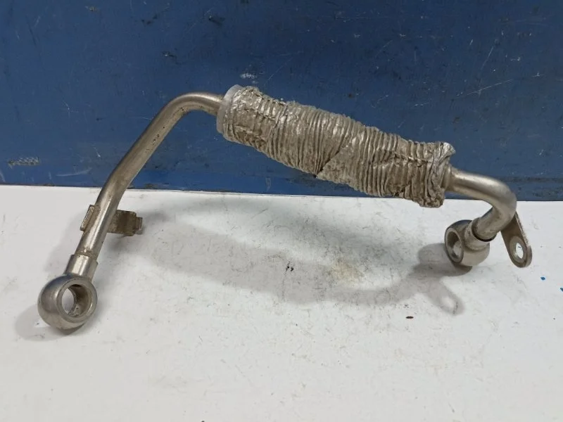 Трубка турбины водяная Skoda Octavia A5 2012 06J121497J 1Z 1.8 CDA